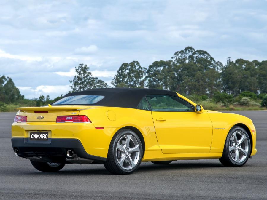  Chevrolet Camaro SS Convertible 2013 года  (фото 16 из 24)